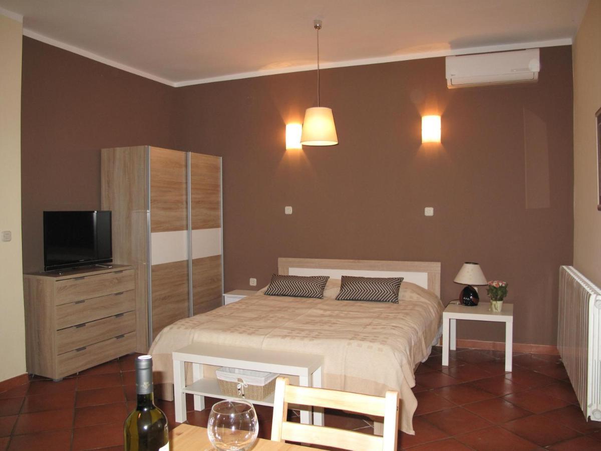Apartmani Dubasnica Malinska Zewnętrze zdjęcie