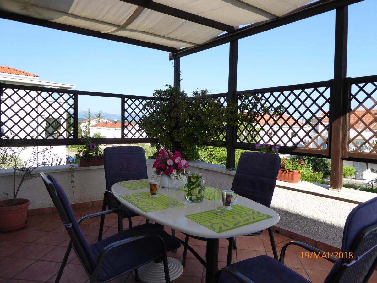 Apartmani Dubasnica Malinska Zewnętrze zdjęcie