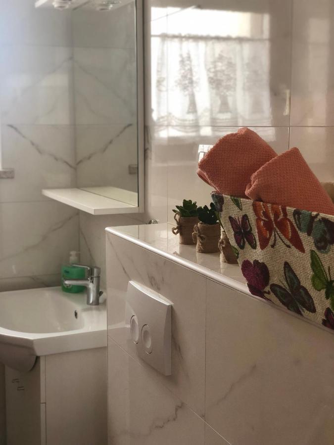 Apartmani Dubasnica Malinska Zewnętrze zdjęcie