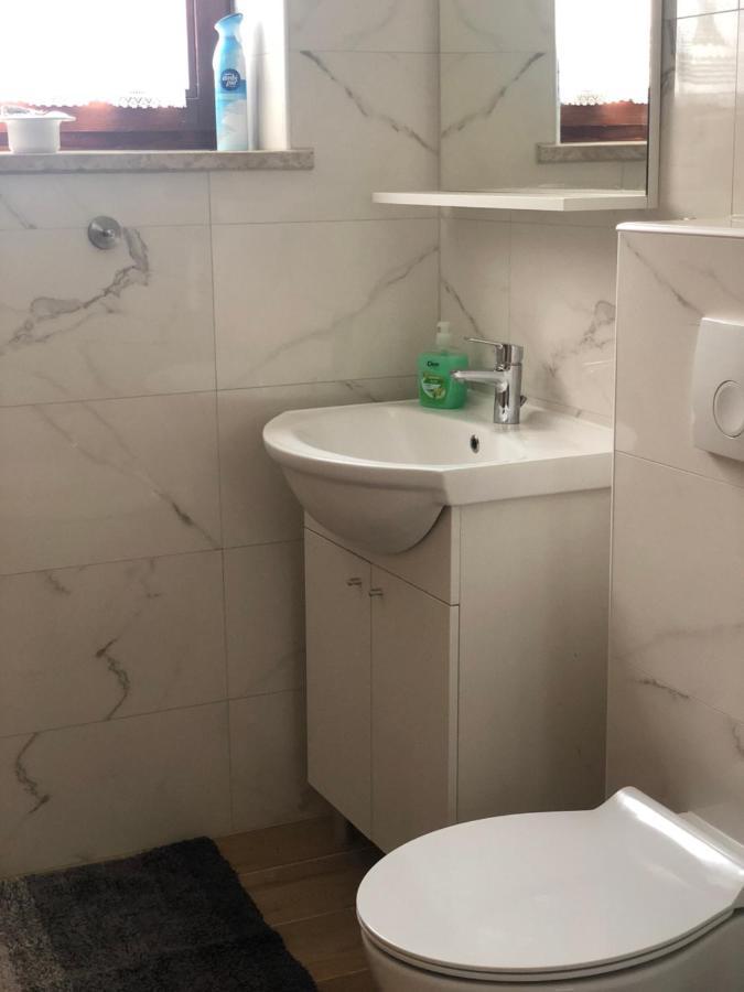 Apartmani Dubasnica Malinska Zewnętrze zdjęcie